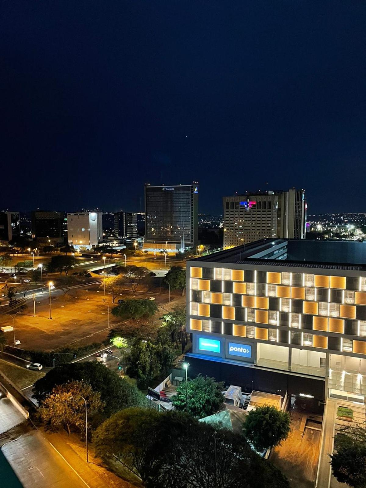 Flat New Vision Com Varanda A008 Μπραζίλια Εξωτερικό φωτογραφία